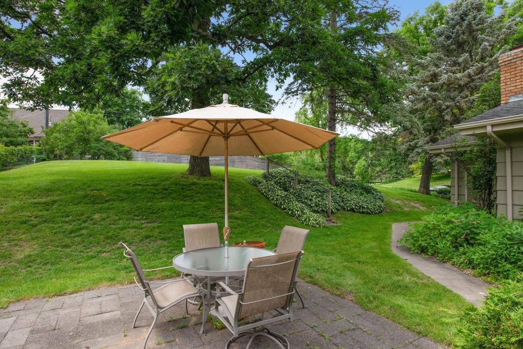 5200 Chantrey Road Edina, MN 55436 - Photo 30 of 35