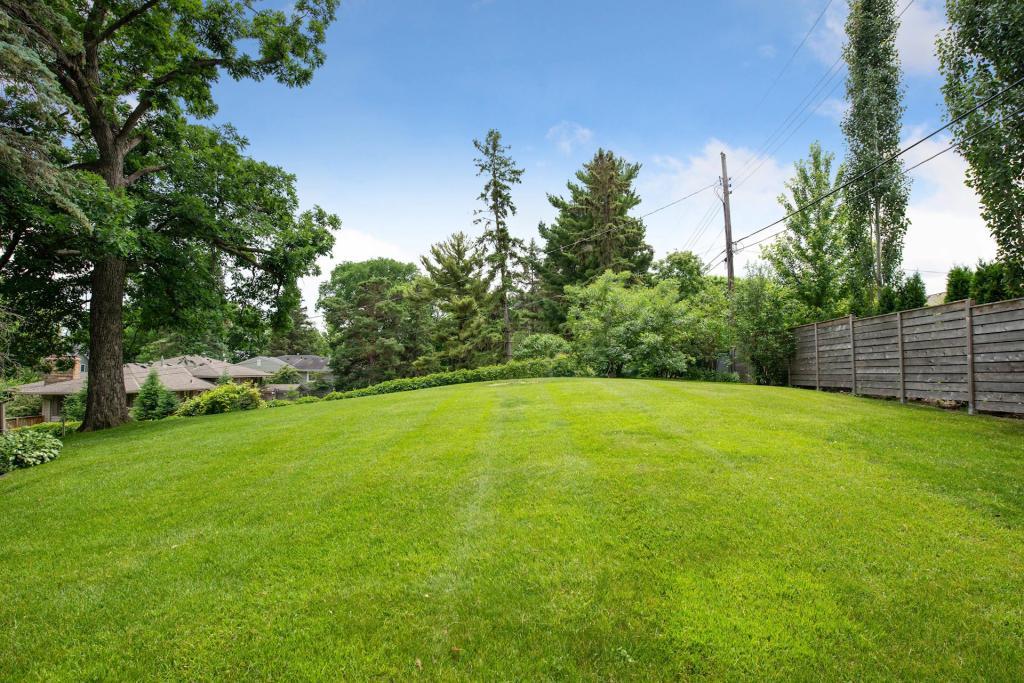 5200 Chantrey Road Edina, MN 55436 - Photo 31 of 35