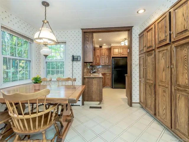 $2,175,000 | 38 Wensley Drive, Great Neck, NY 11021