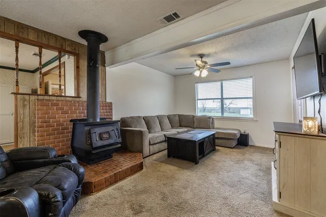 $318,000 | 7253 County Road 2294, Quinlan, TX 75474