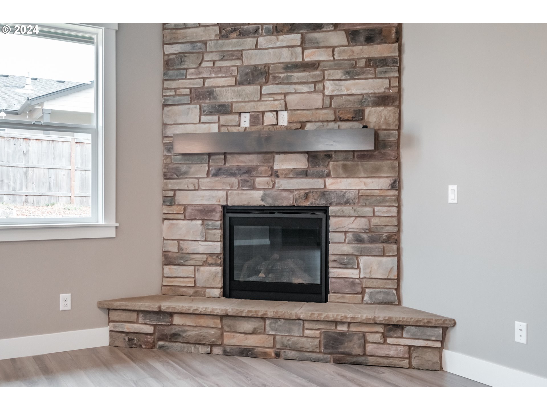 338 Northeast Cedar Street Sublimity, OR 97385 - Photo 16 of 34