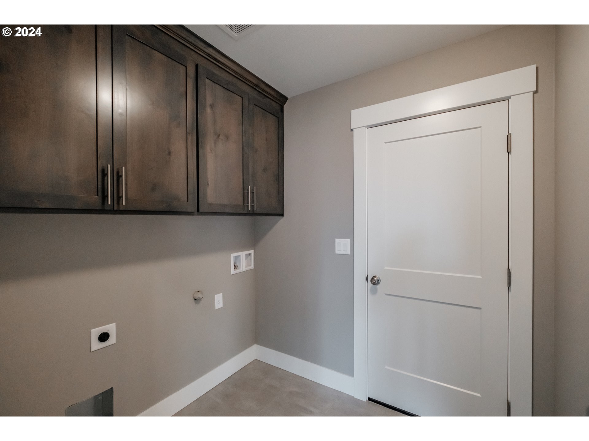 338 Northeast Cedar Street Sublimity, OR 97385 - Photo 17 of 34