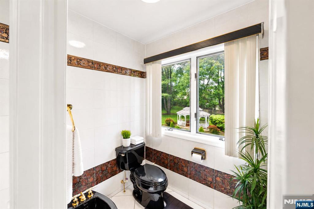 690 Soldier Hill Road Oradell, NJ 07649 - Photo 36 of 50