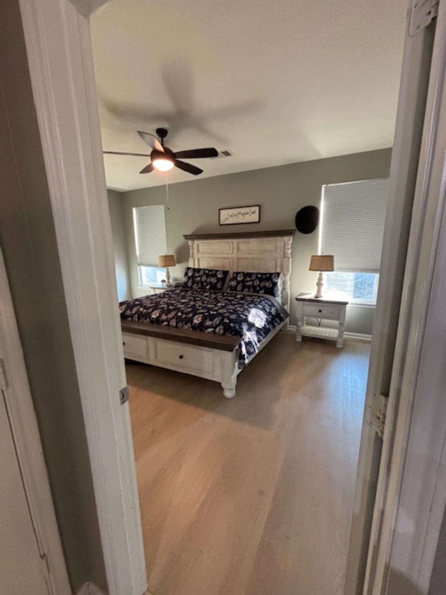 1118 Upton Court Conroe, TX 77304 - Photo 19 of 25 Primary bedroom!