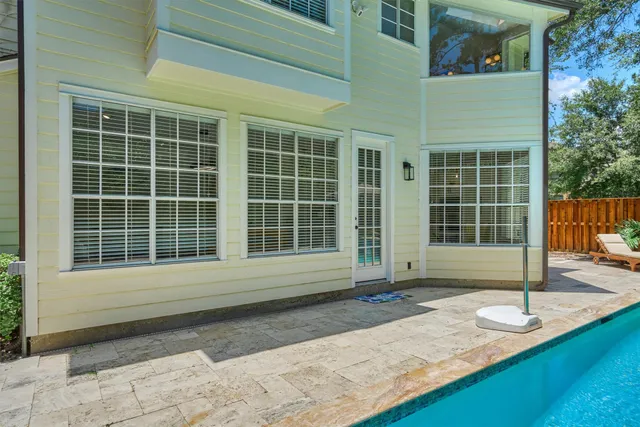 $8,000 | 38 Larks Aire Place, The Woodlands, TX 77381