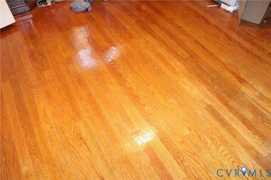 1215 Whitby Road Richmond, VA 23227 - Photo 3 of 13 Detailed view of wood finished floors