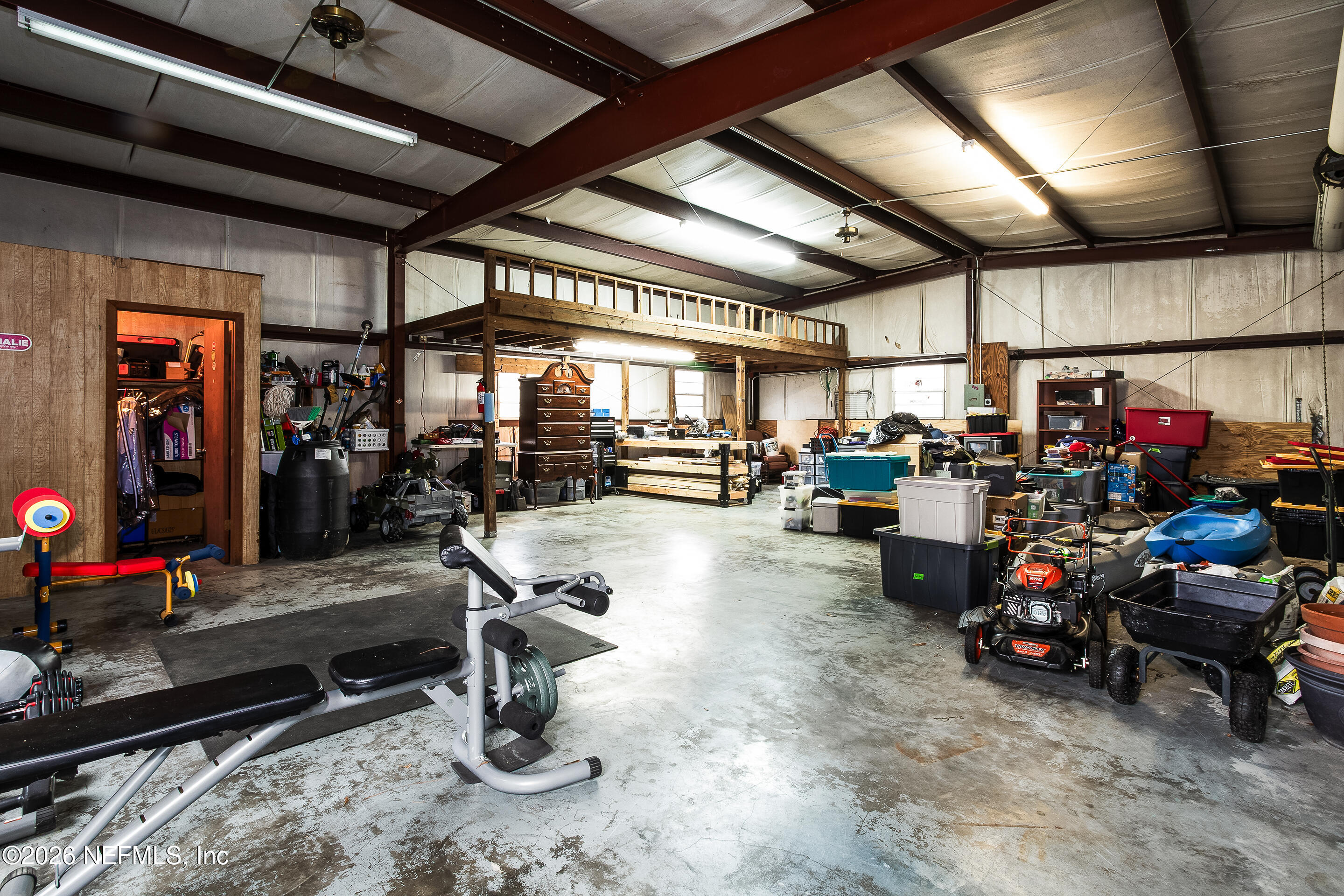 376530 Kings Ferry Road Hilliard, FL 32046 - Photo 3 of 32 shop inside