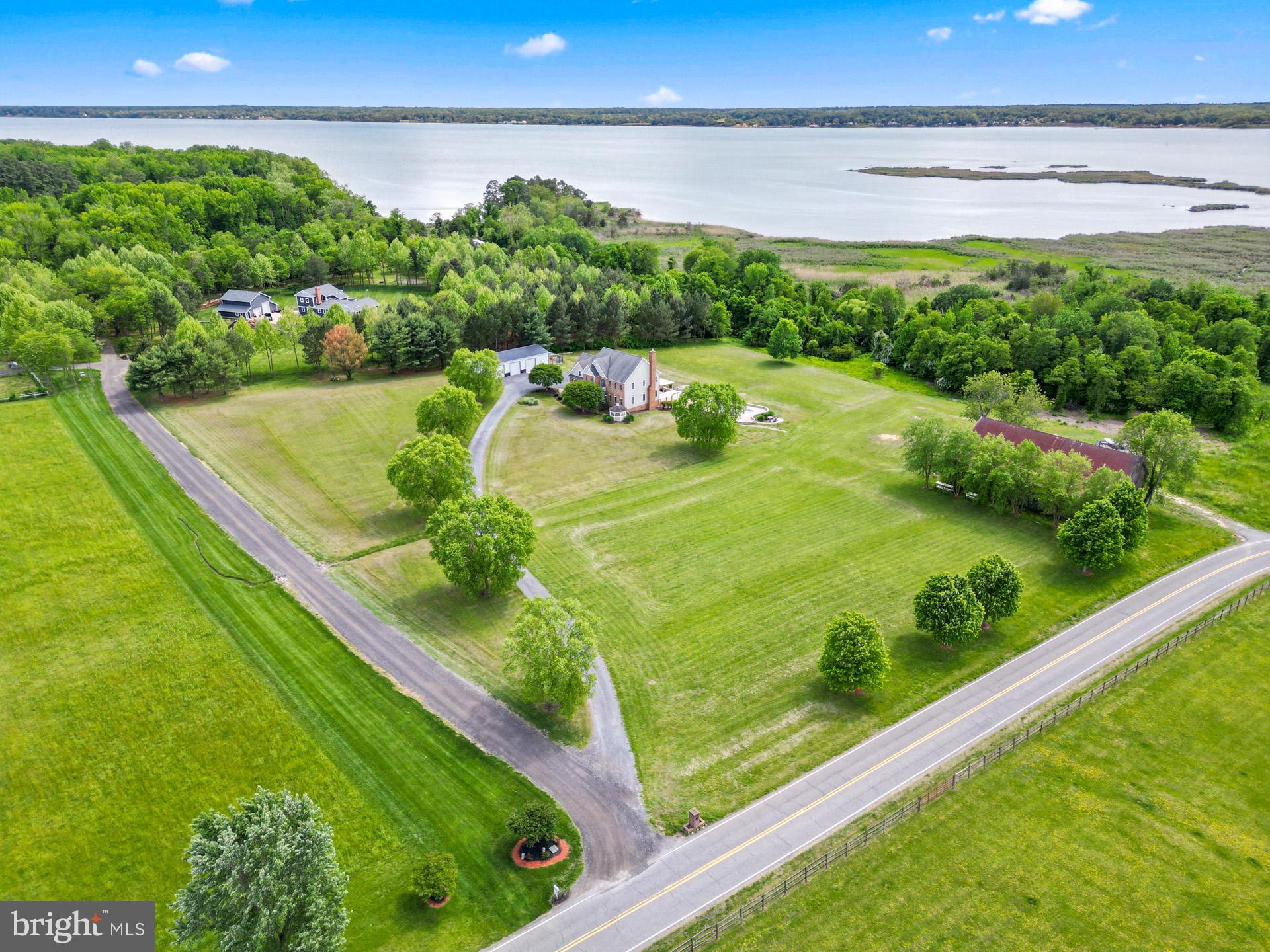 5100 Williams Wharf Road St. Leonard, MD 20685 - Photo 3 of 63 a view of a garden from a balcony