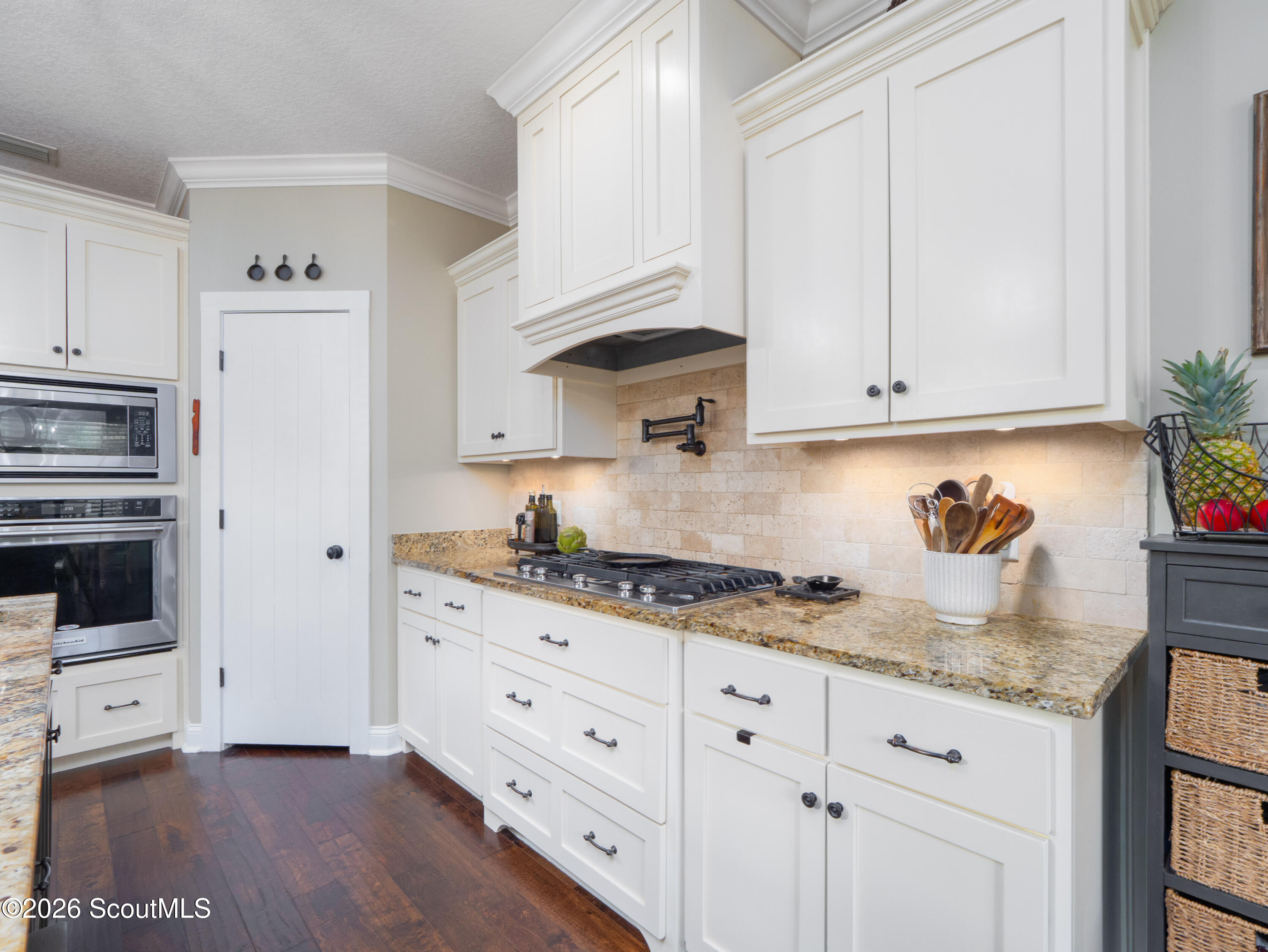 79 Manatee Court Waverly, GA 31565 - Photo 14 of 56 Gas stove with pot filler
