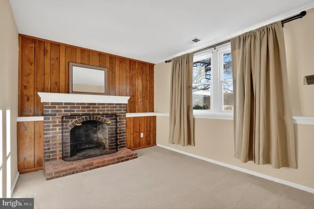 $675,000 | 12608 Little Stones Lane, Herndon, VA 20170