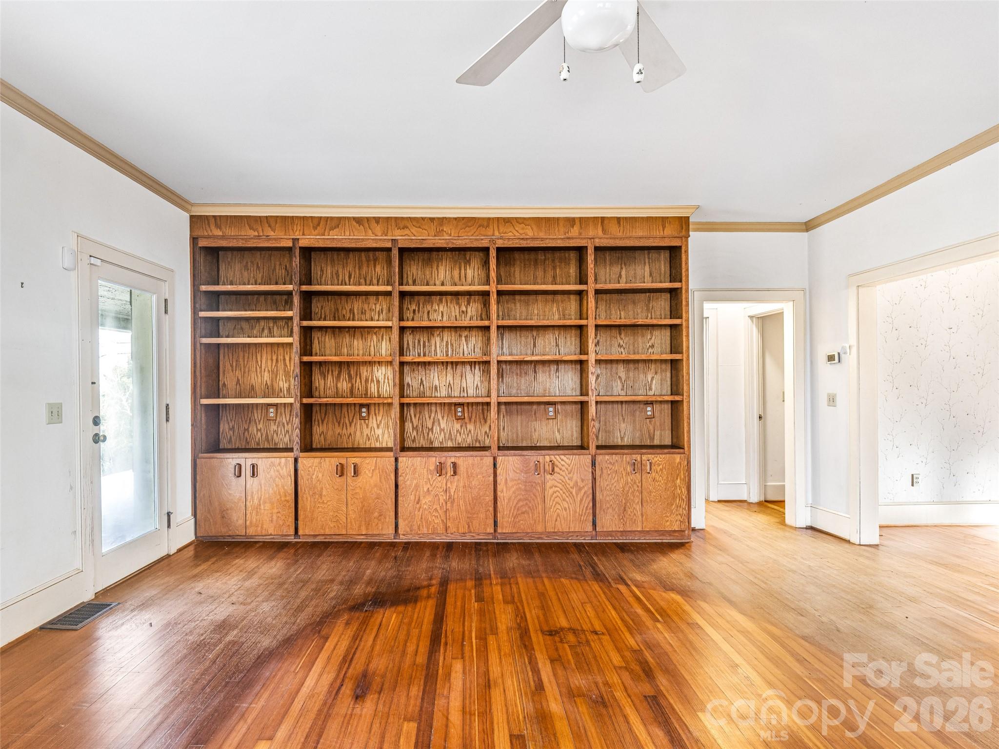 385 Chunns Cove Road Asheville, NC 28805 - Photo 10 of 23