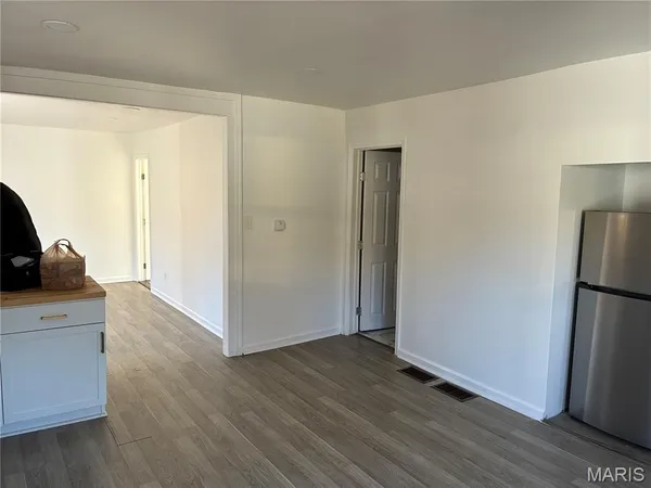 $1,500 | 301 Day Drive, Ferguson, MO 63135