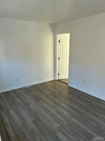 $1,500 | 301 Day Drive, Ferguson, MO 63135