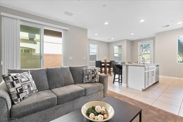 $459,900 | 40 Kimberlite Drive, Henderson, NV 89011