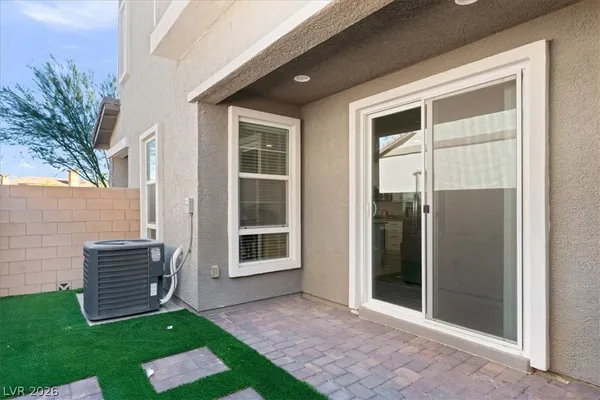 $459,900 | 40 Kimberlite Drive, Henderson, NV 89011
