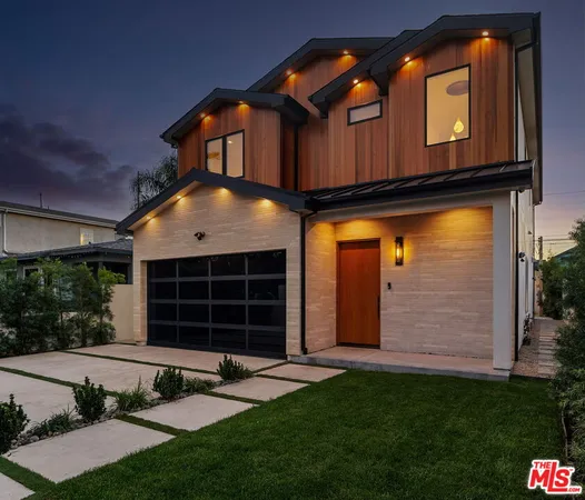 $20,000 | 3517 Redwood Avenue, Los Angeles, CA 90066