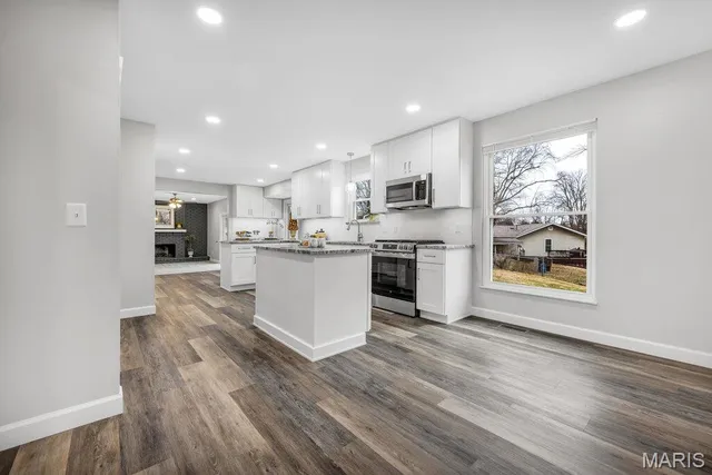 $350,000 | 103 Sutters Mill Road, St. Peters, MO 63376