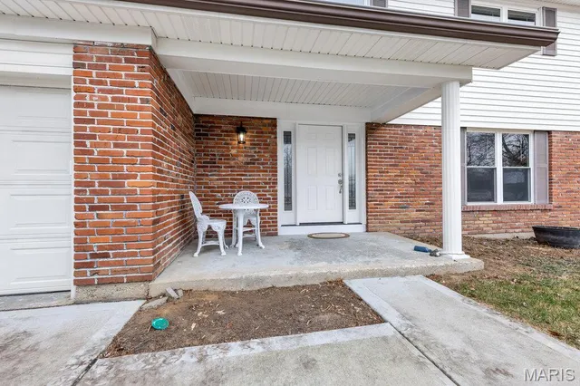 $350,000 | 103 Sutters Mill Road, St. Peters, MO 63376