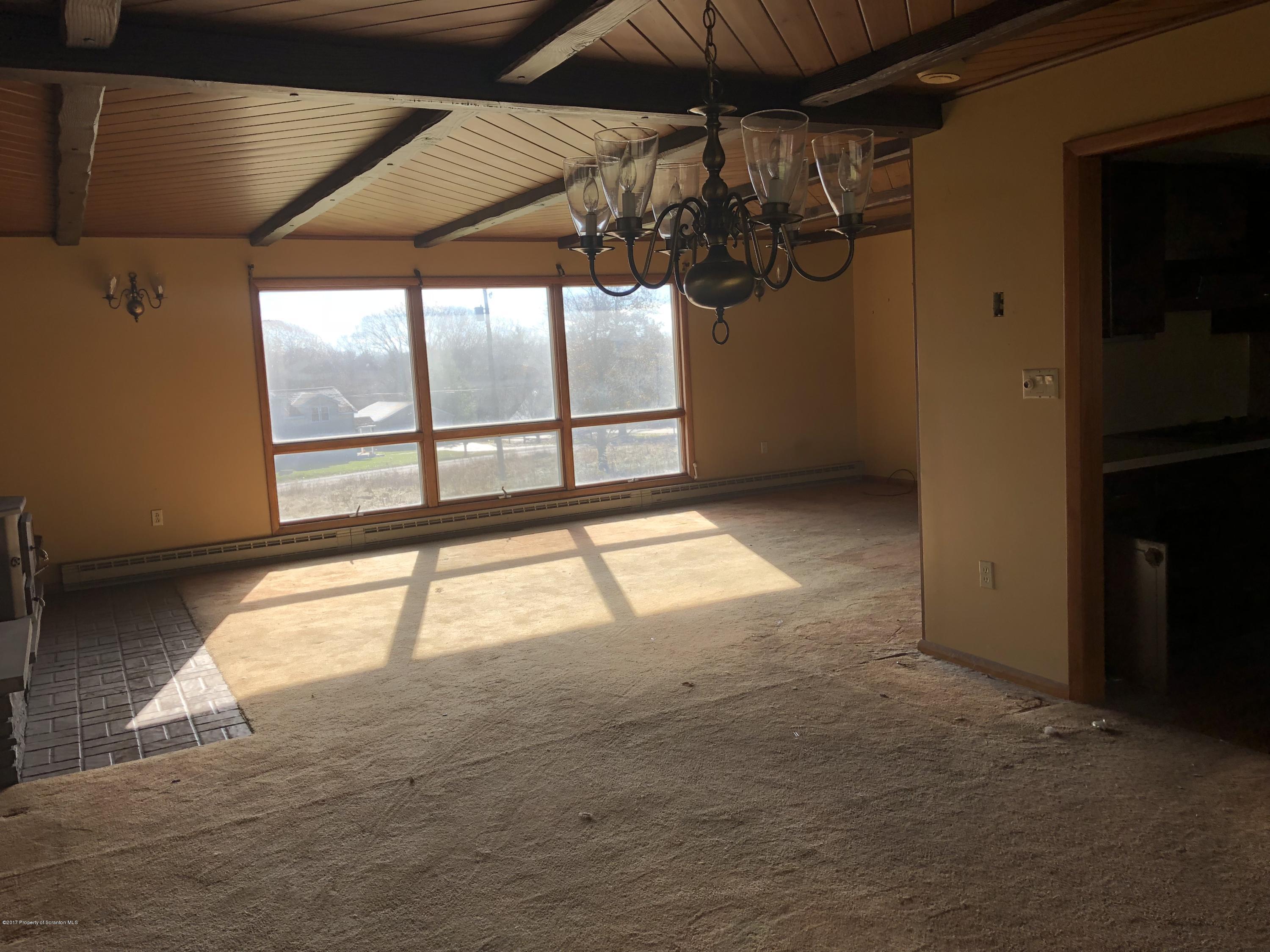 715 Cortez Road Lake Ariel, PA 18436 - Photo 5 of 17 Gallery Image 5