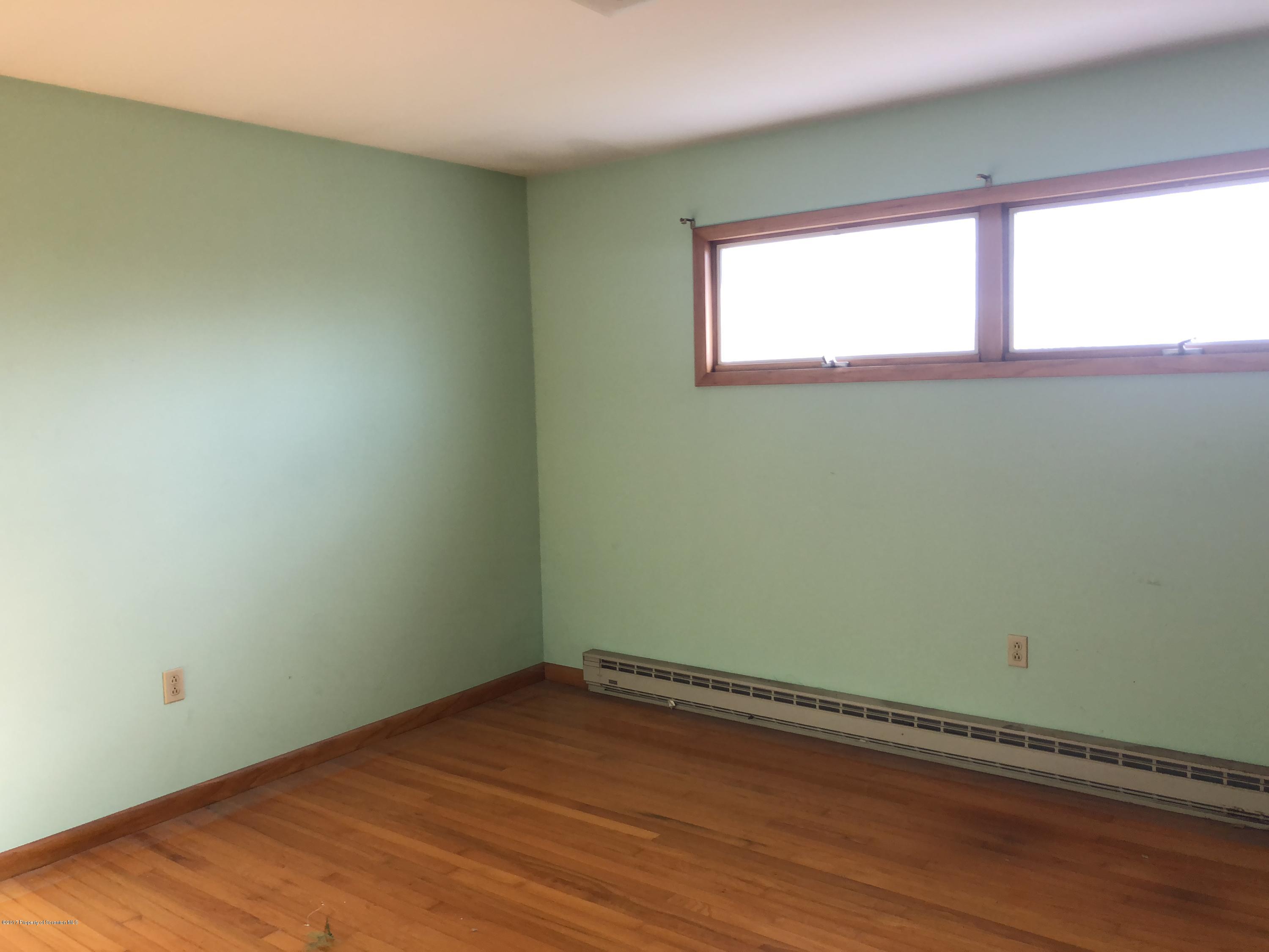 715 Cortez Road Lake Ariel, PA 18436 - Photo 10 of 17 Gallery Image 10