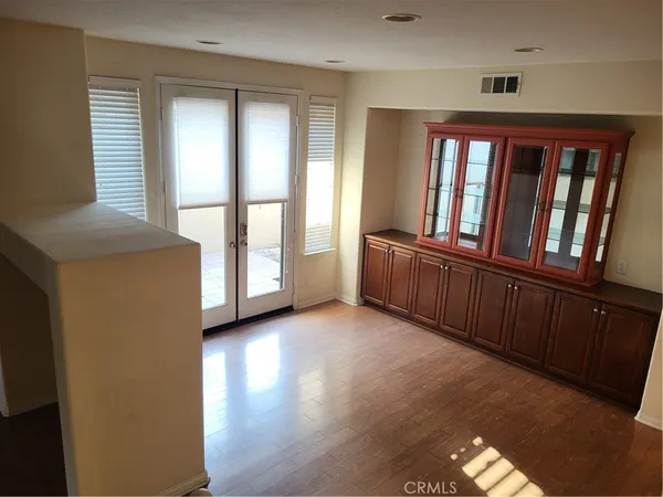 $4,600 | 64 Shadowplay, Irvine, CA 92620