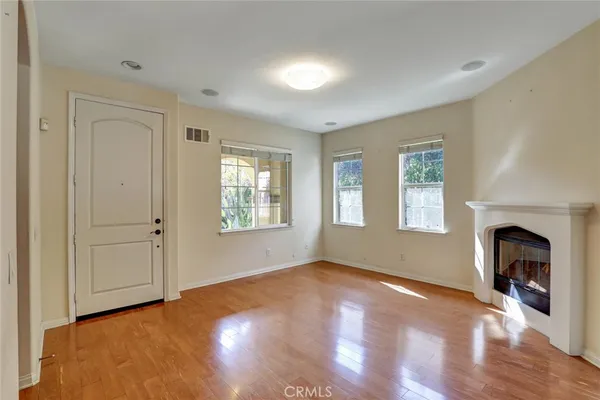 $4,600 | 64 Shadowplay, Irvine, CA 92620