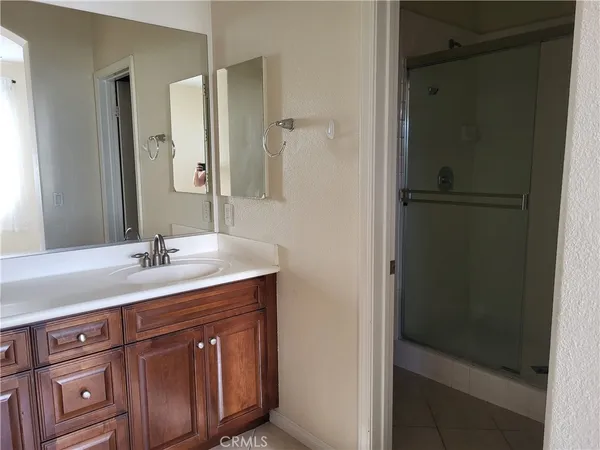 $4,600 | 64 Shadowplay, Irvine, CA 92620