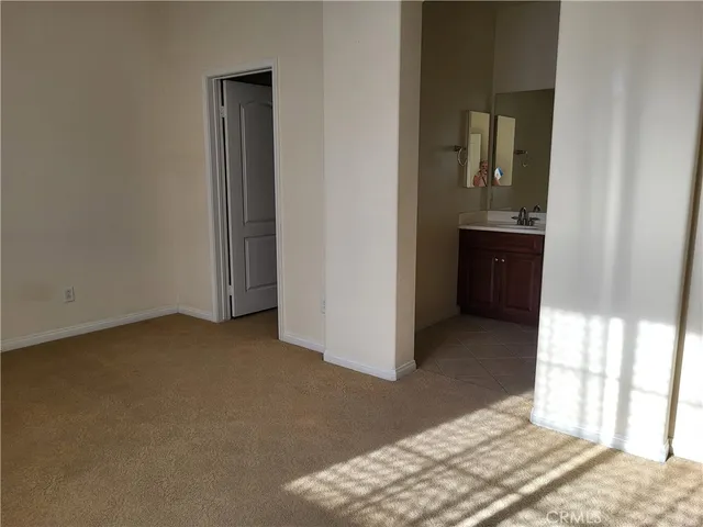 $4,900 | 64 Shadowplay, Irvine, CA 92620