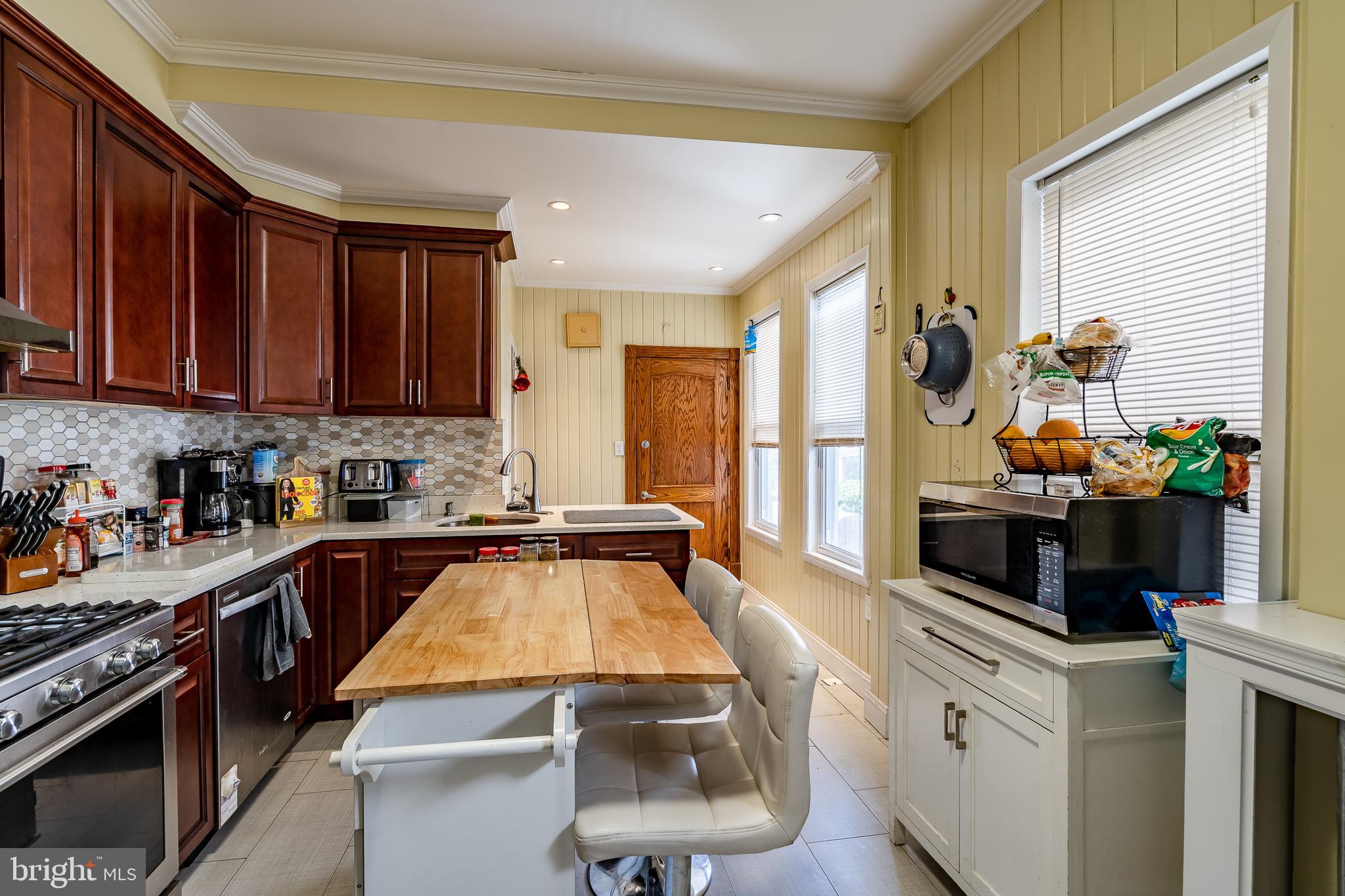 418 Spring Street Reading, PA 19601 - Photo 7 of 17 Gallery Image 7
