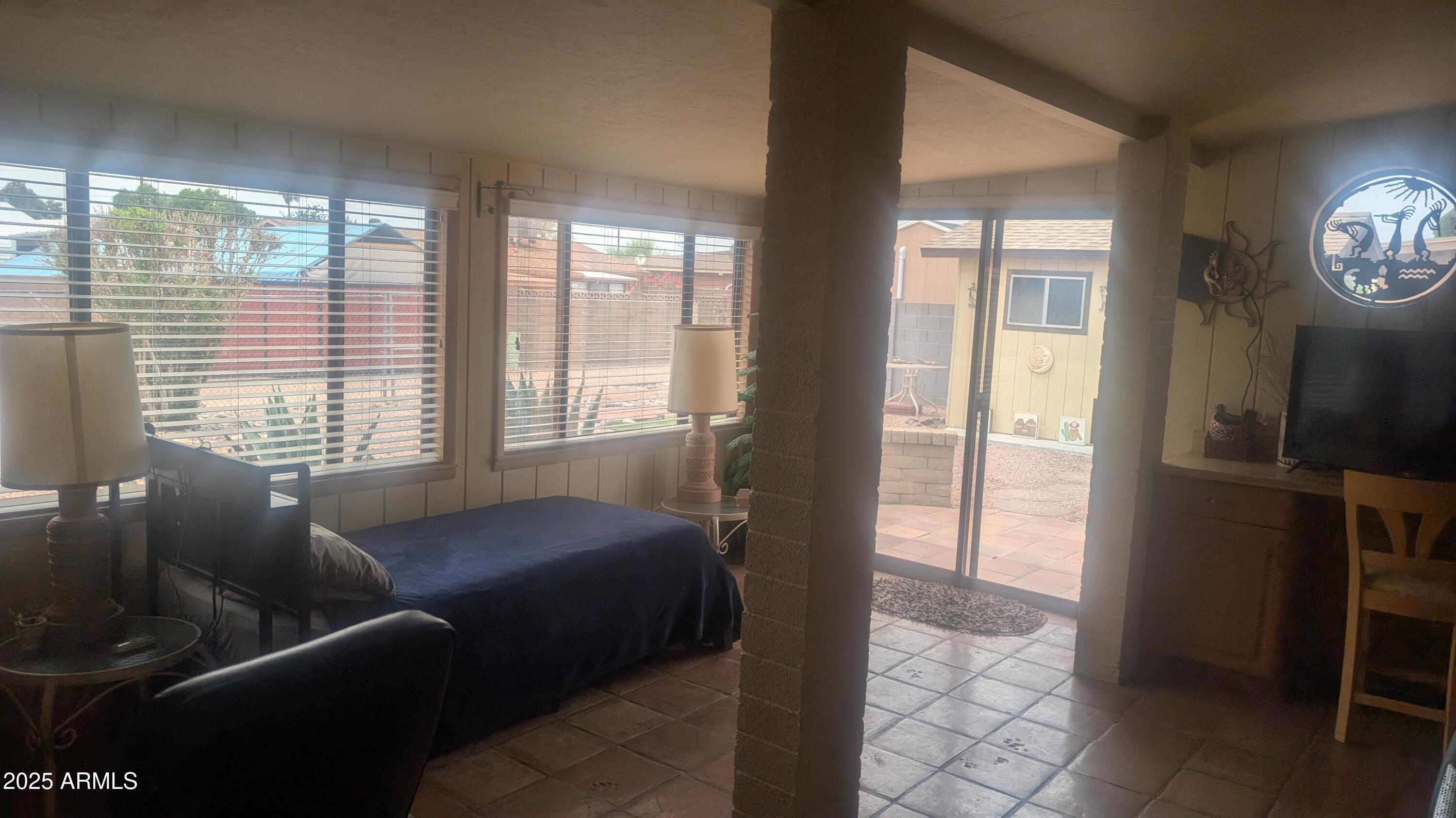 962 South Main Drive Apache Junction, AZ 85120 - Photo 14 of 32 EXTRA LARGE ARIZONA ROOM