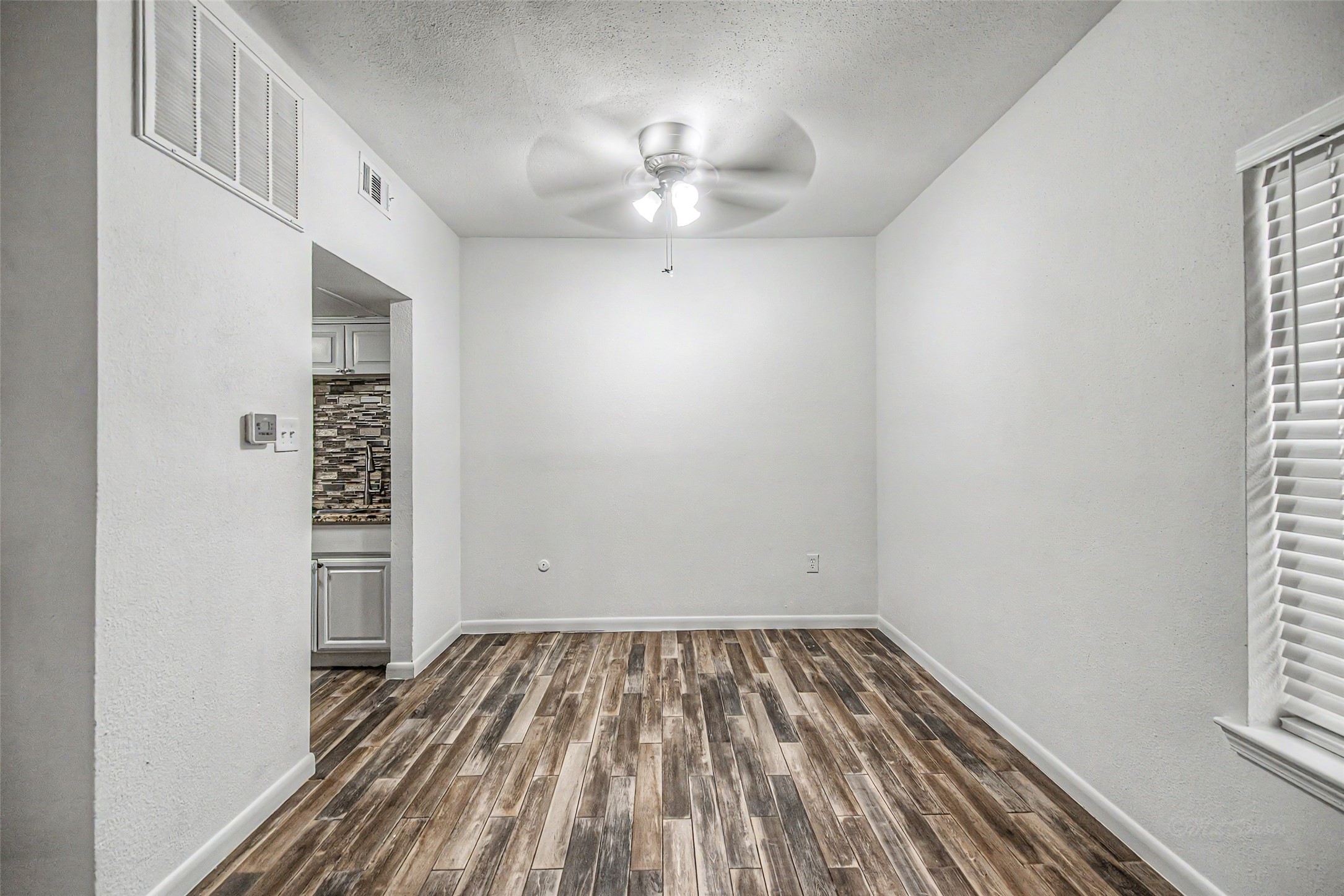 830 Threadneedle Street, Unit 228 Houston, TX 77079 - Photo 7 of 18