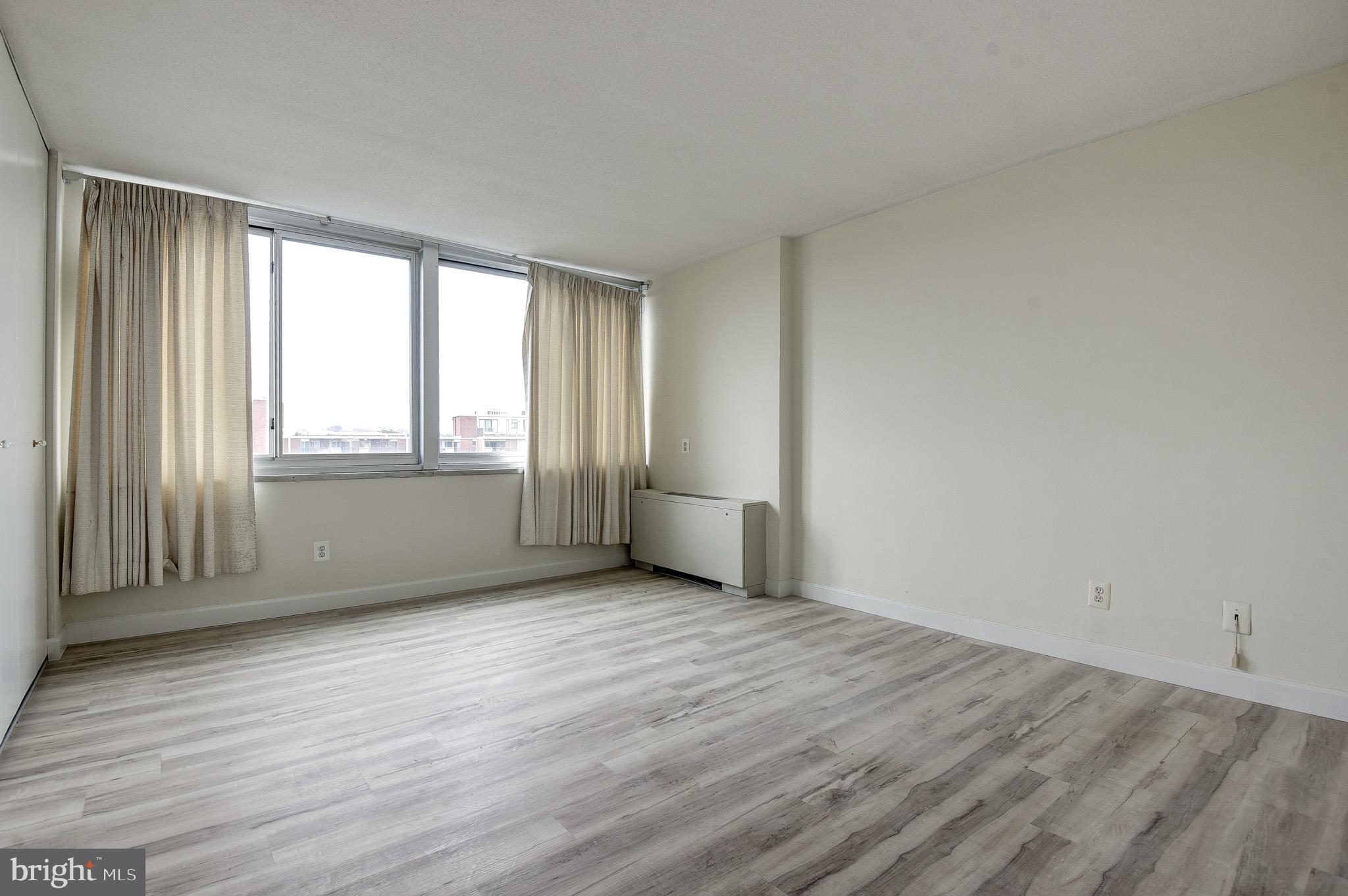 1301 South Arlington Ridge Road, Unit 811 Arlington, VA 22202 - Photo 17 of 23 Gallery Image 17