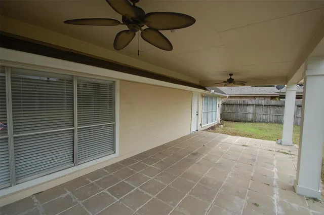 $2,100 | 3338 Walhalla Drive, Houston, TX 77066