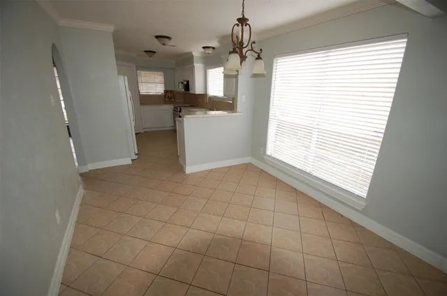 $2,100 | 3338 Walhalla Drive, Houston, TX 77066