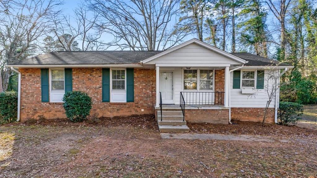 3401 Normandy Road Greensboro, NC 27408 - Photo 3 of 46 Gallery Image 3