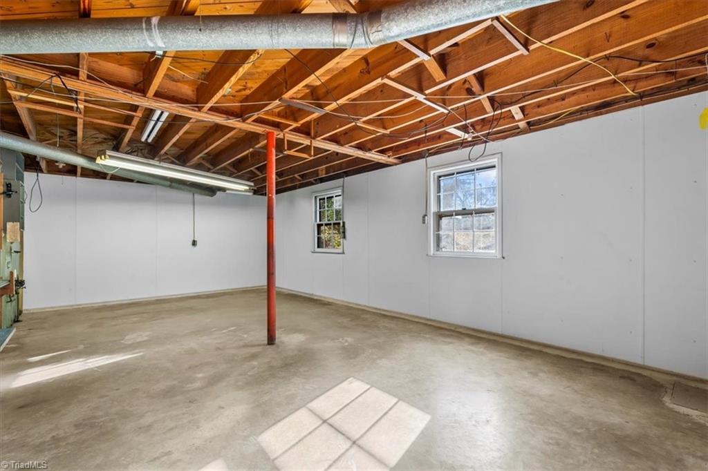 3401 Normandy Road Greensboro, NC 27408 - Photo 41 of 46 Gallery Image 41