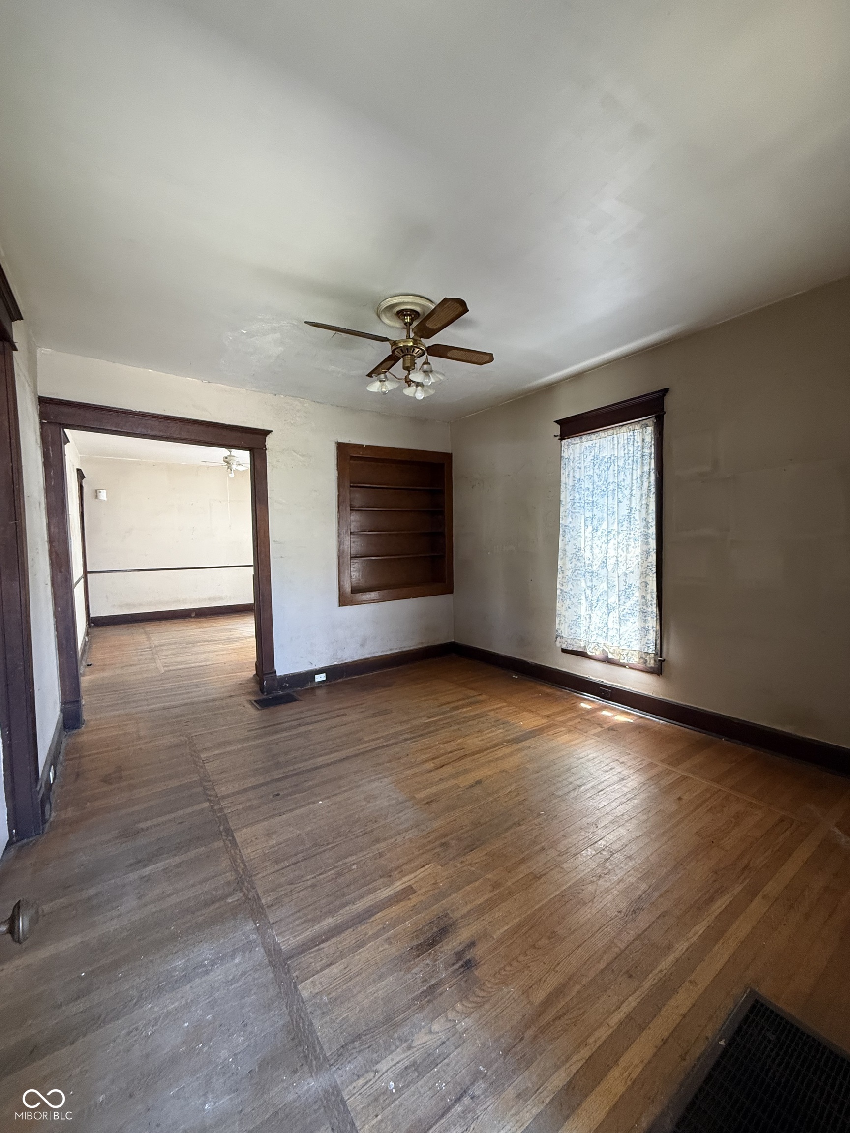 51 North Addison Street Indianapolis, IN 46222 - Photo 3 of 15
