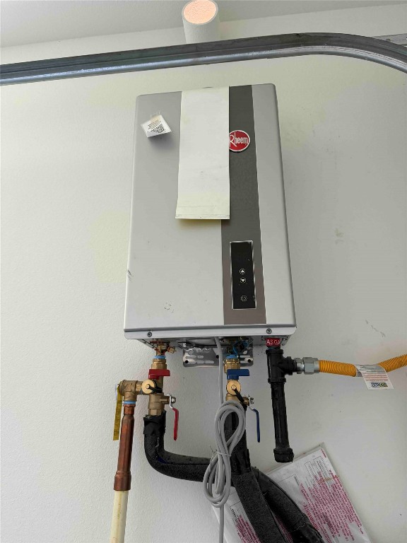6809 Porter Street, Unit A Austin, TX 78741 - Photo 22 of 23 Detailed view of tankless water heater