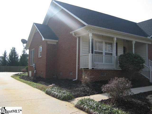209 Cedar Grove Road Greer, SC 29650 - Photo 3 of 24 Gallery Image 3