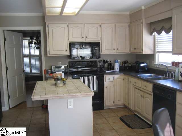 209 Cedar Grove Road Greer, SC 29650 - Photo 7 of 24 Gallery Image 7