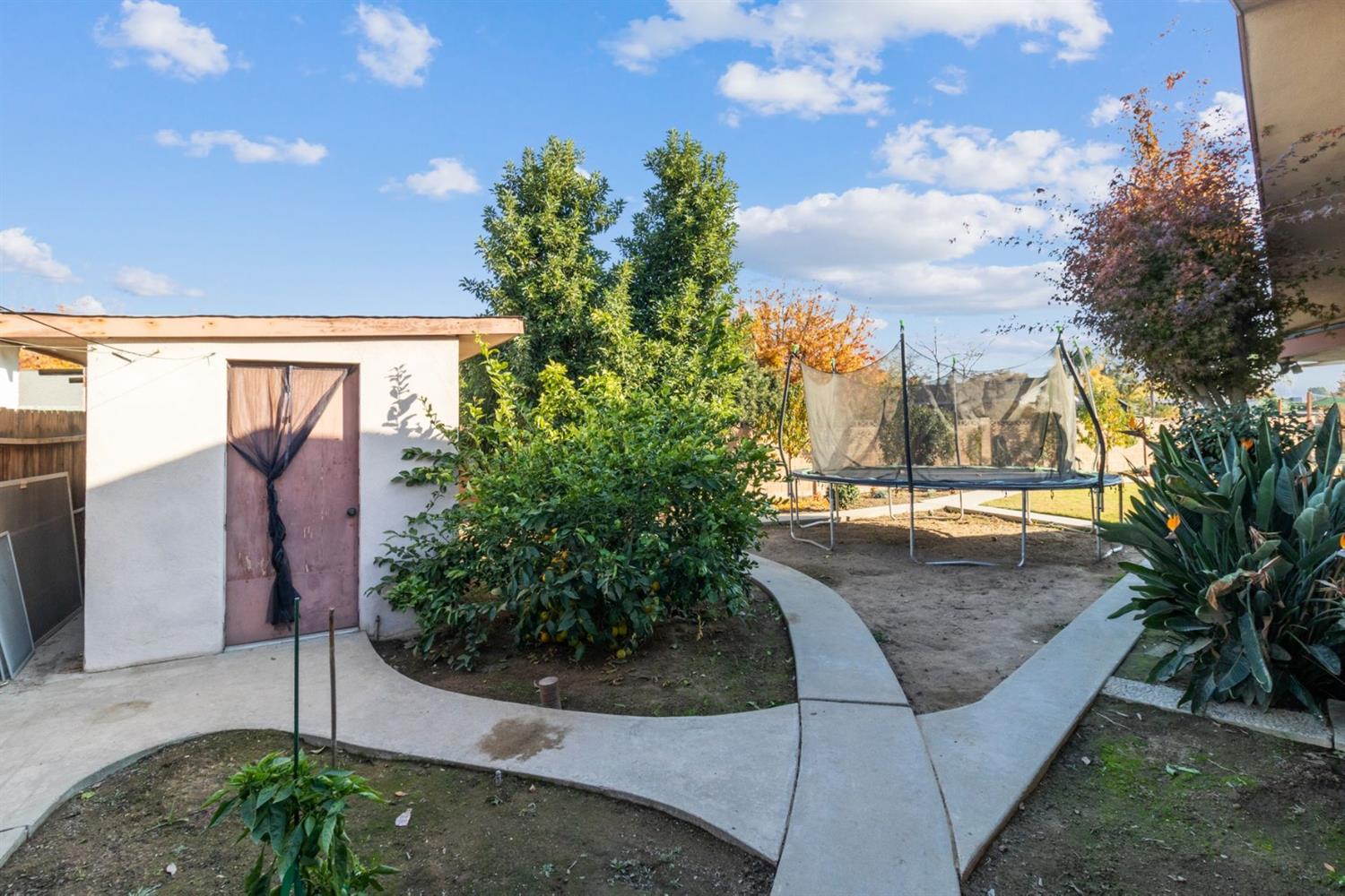 1280 North Reed Avenue Reedley, CA 93654 - Photo 33 of 35