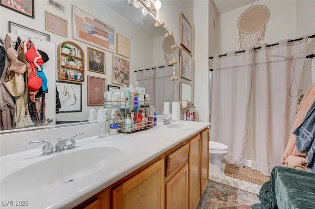 $300,000 | 2305 West Horizon Ridge Parkway, Unit 1223, Henderson, NV 89052