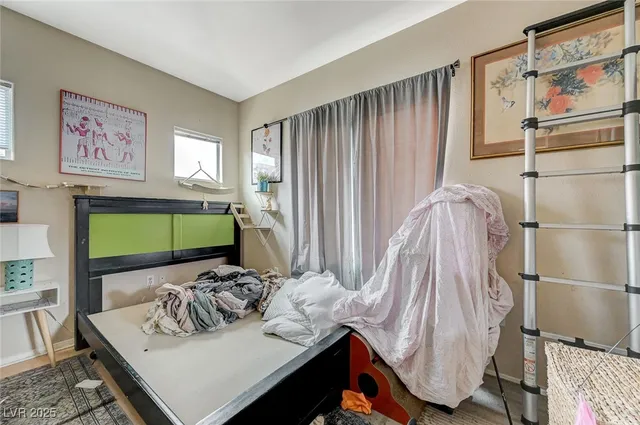 $300,000 | 2305 West Horizon Ridge Parkway, Unit 1223, Henderson, NV 89052