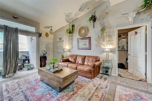 $300,000 | 2305 West Horizon Ridge Parkway, Unit 1223, Henderson, NV 89052