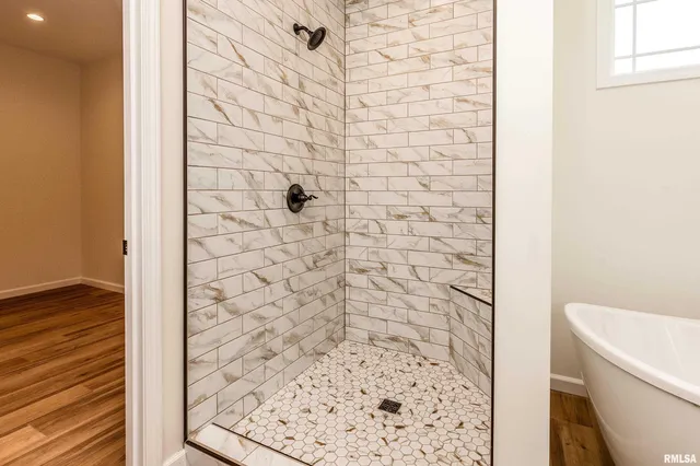 $435,000 | 1106 Horizon Drive, Marion, IL 62959