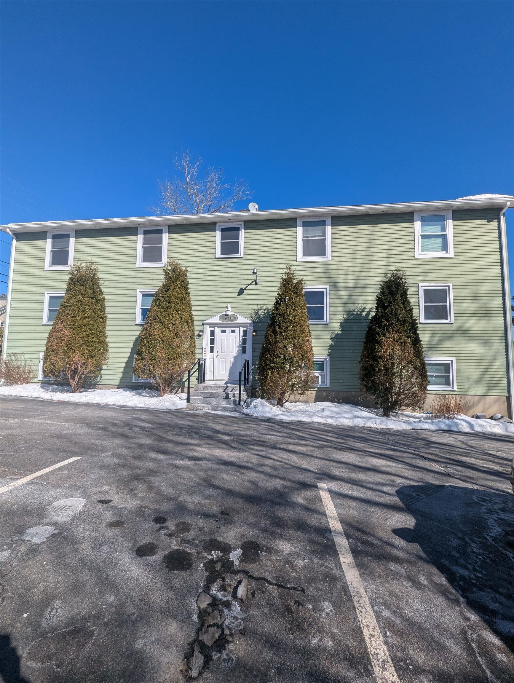 471 High Street, Unit 4 Hampton, NH 03842 - Photo 1 of 24