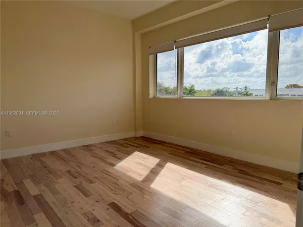 $3,250 | 6701 Biscayne Boulevard, Unit 303, Miami, FL 33138