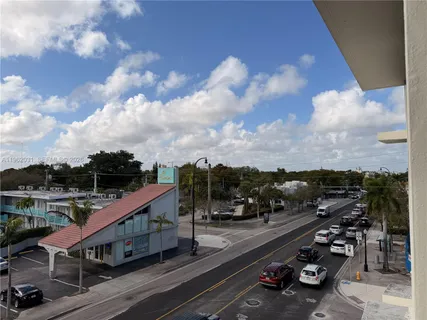 $3,400 | 6701 Biscayne Boulevard, Unit 303, Miami, FL 33138