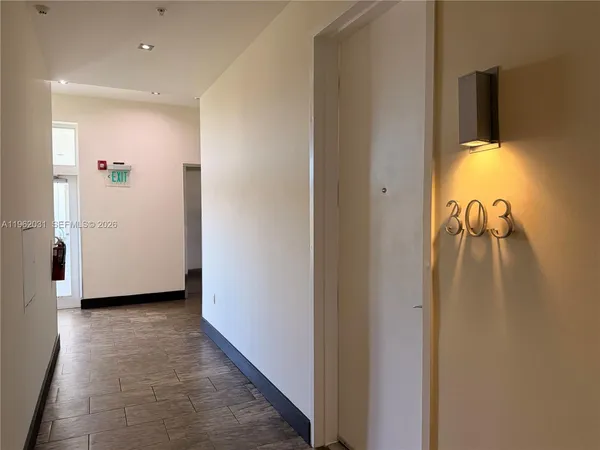 $3,250 | 6701 Biscayne Boulevard, Unit 303, Miami, FL 33138