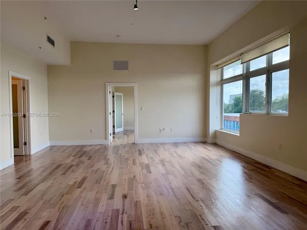 $3,250 | 6701 Biscayne Boulevard, Unit 303, Miami, FL 33138